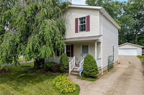 2483 Clara Street, Cuyahoga Falls, OH, 44221 | Card Image