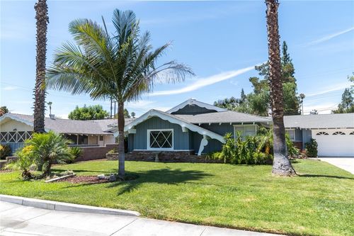11337 Royal Palm, Riverside, CA, 92505 | Card Image