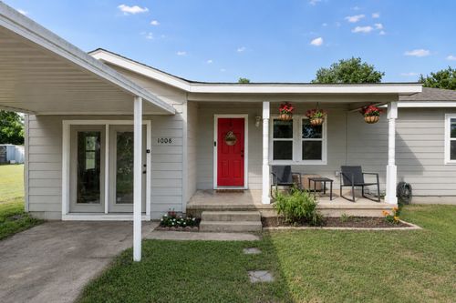 1008 Pierce St, Mcgregor, TX, 76657-1965 | Card Image
