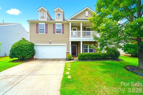 5011 Elementary View Dr, Charlotte, NC, 28269-5036 | Card Image
