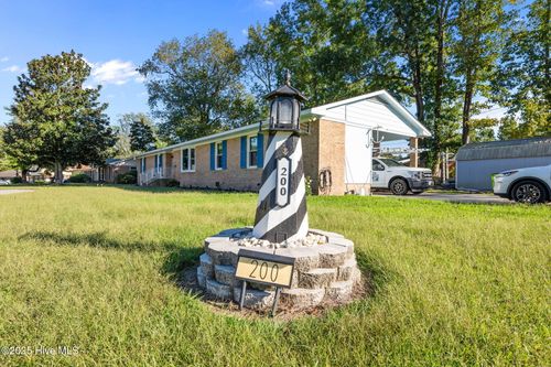 200 Stratford Rd, Havelock, NC, 28532-9581 | Card Image