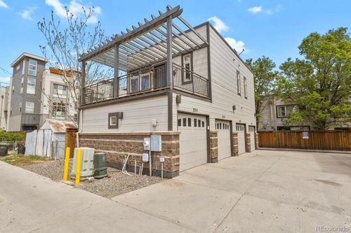 2325 Decatur St, Denver, CO, 80211-5127 | Card Image