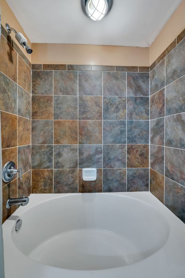 APT-111 - 3000 Vanderbilt Pl, Condo with 2 bedrooms, 2 bathrooms and 2 parking in Nashville TN | Image 17