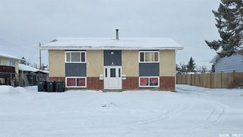 1411 111th St, North Battleford, SK, S9A2K7 | Card Image