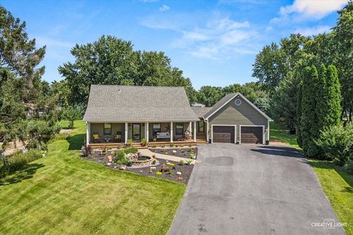 519 Hickory Cir, Somonauk, IL, 60552-9671 | Card Image