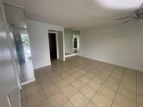 apt-102-7105 W 13th Ave, Hialeah, FL, 33014-4560 | Card Image