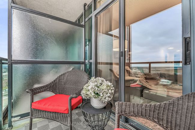 1701 - 231 Fort York Blvd, Condo with 2 bedrooms, 1 bathrooms and 1 parking in Toronto ON | Image 27