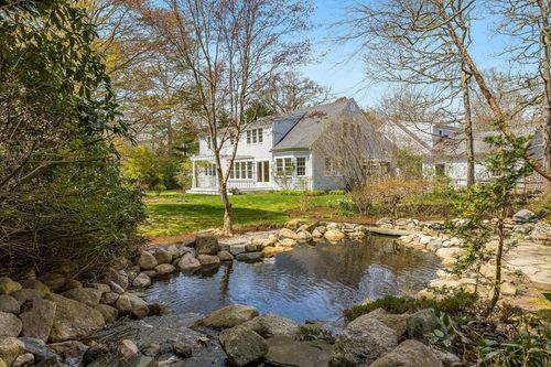 7 Gwens Ln, Orleans, MA, 02653-3486 | Card Image