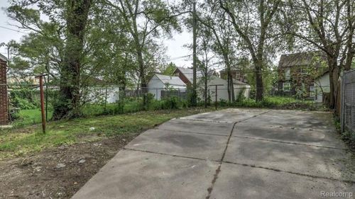 17394 Mendota St, Detroit, MI, 48221-2308 | Card Image