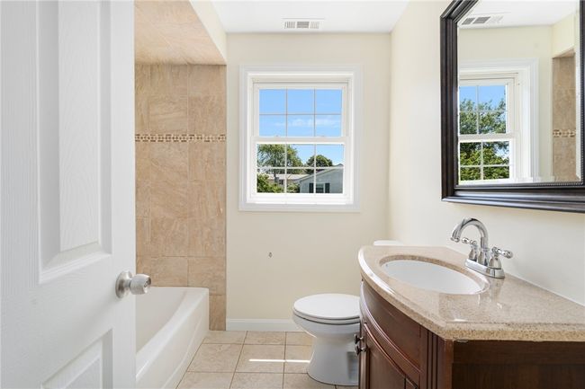 208 W View Rd, House other with 4 bedrooms, 3 bathrooms and 4 parking in Middletown RI | Image 34