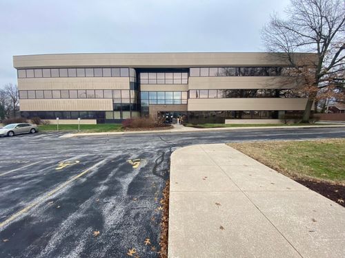 620 S Glenstone Ave, Springfield, MO, 65802-3206 | Card Image