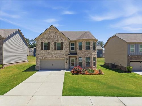 684 Lakehaven Ln, Loganville, GA, 30052-4197 | Card Image