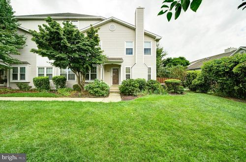 8006 Spruce Mill Dr, YARDLEY, PA, 19067-7245 | Card Image