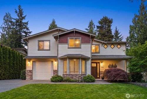 11236 108th Ave Ne, Kirkland, WA, 98033-4410 | Card Image