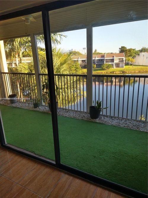 apt-308-6575 W Oakland Park Blvd, Lauderhill, FL, 33313-1144 | Card Image