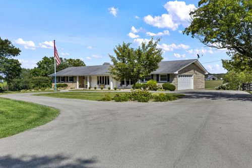 2509 Mount Sterling Rd, Winchester, KY, 40391-9409 | Card Image
