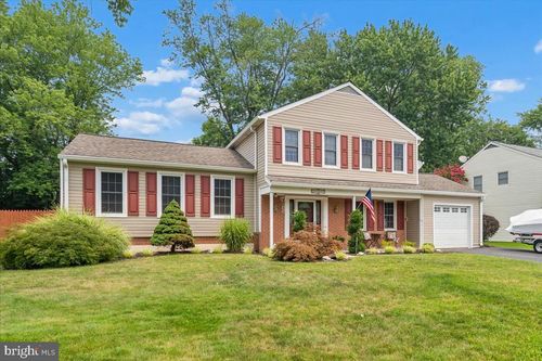 19829 Spurrier Ave, POOLESVILLE, MD, 20837-2016 | Card Image