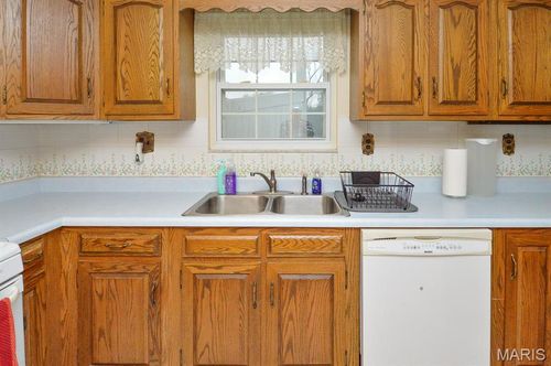 3328 Maryville Rd, Granite City, IL, 62040-4128 | Card Image