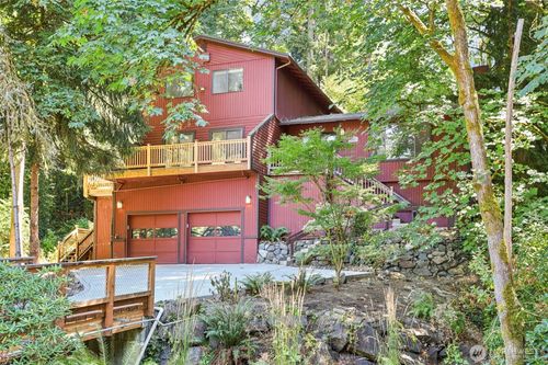 19708 35th Ave Ne, Lake Forest Park, WA, 98155-2618 | Card Image