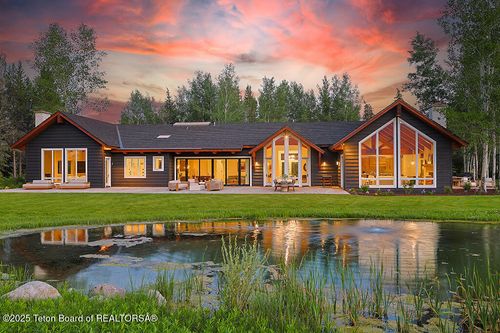 6625 N Upper Cascade Dr, Jackson, WY, 83001-9390 | Card Image
