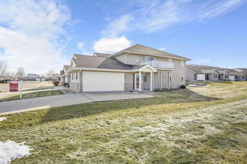 190 Valley Dr, Lodi, WI, 53555-1464 | Card Image