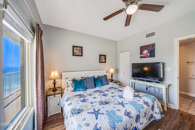 UNIT-1125 - 9900 S Thomas Dr, Condo with 1 bedrooms, 2 bathrooms and null parking in Panama City Beach FL | Image 8