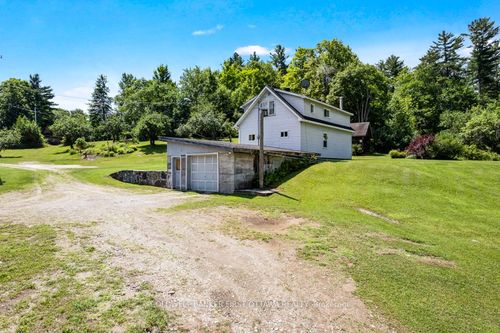9252 Highway 511 Road, Lanark Highlands, ON, K0G1K0 | Card Image