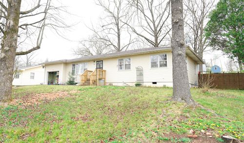 925 Patton Ave, Cabool, MO, 65689-7352 | Card Image