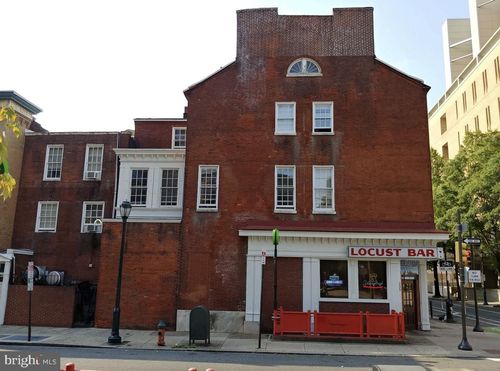 235 S 10th St, Philadelphia, PA, 19107-5751 | Card Image