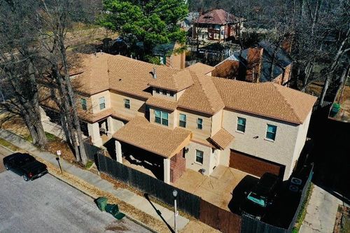 1465 N Parkway, Memphis, TN, 38112-4917 | Card Image