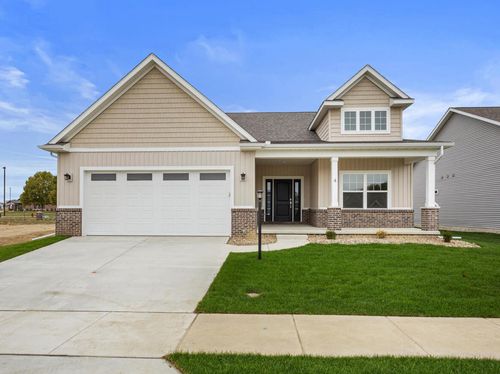 4 Forest Dr, Monticello, IL, 61856-5502 | Card Image