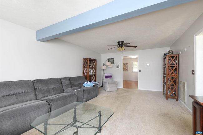 172 Beagle Gap Run, House other with 5 bedrooms, 3 bathrooms and null parking in Waynesboro VA | Image 9