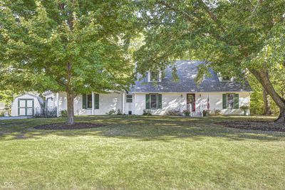 Beautiful wooded setting in quiet, peaceful neighborhood | Image 1