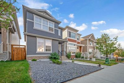 32 Ambleside Cres Nw, House detached with 3 bedrooms, 2 bathrooms and 2 parking in Calgary AB | Image 2