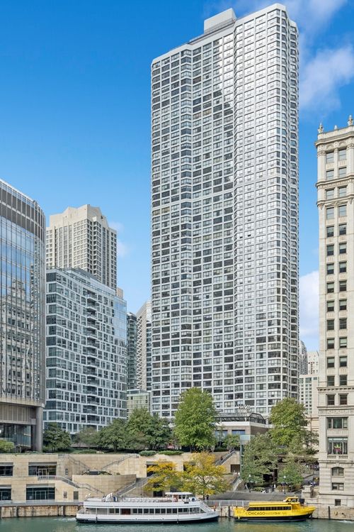 unit-3412-405 N Wabash Ave, Chicago, IL, 60611-3525 | Card Image