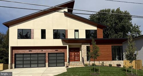 6816 Dean Dr, MCLEAN, VA, 22101-5443 | Card Image