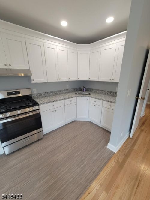 3-34 Main St, South Bound Brook, NJ, 08880-1466 | Card Image