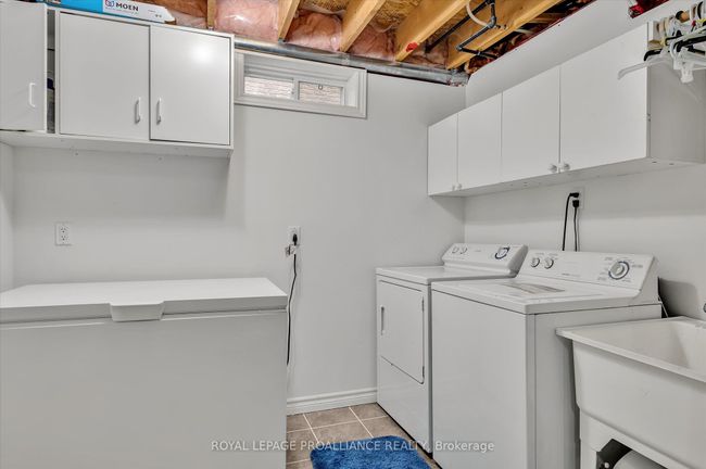 1771 Glenforest Blvd, House other with 3 bedrooms, 3 bathrooms and 4 parking in Peterborough ON | Image 40