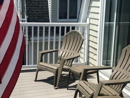 apt-1-50 Humphrey St, Swampscott, MA, 01907-2591 | Card Image