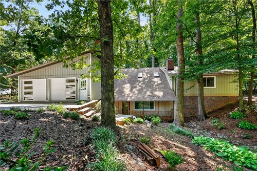 95 Brookwood Dr, Clemson, SC, 29631-2330 | Card Image