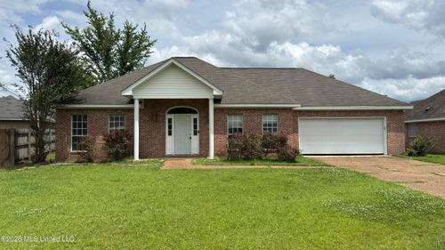 218 Holmar Dr, Brandon, MS, 39047-7531 | Card Image