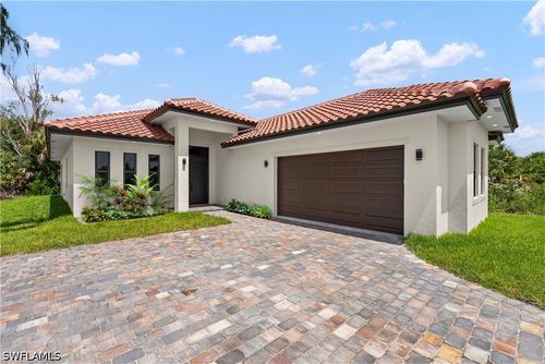4335 Wilson Blvd N, Naples, FL, 34120-4349 | Card Image
