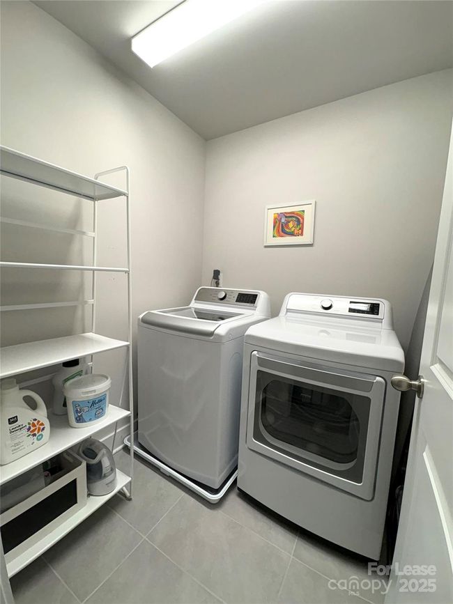 562 Amalfi Dr, Townhouse with 4 bedrooms, 4 bathrooms and null parking in Davidson NC | Image 21
