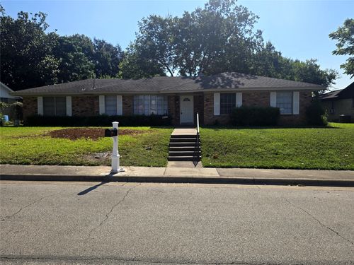1306 Holt Ave, Desoto, TX, 75115-3112 | Card Image