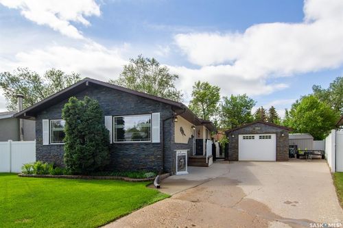 266 Albany Crescent, Saskatoon, SK, S7K3X8 | Card Image