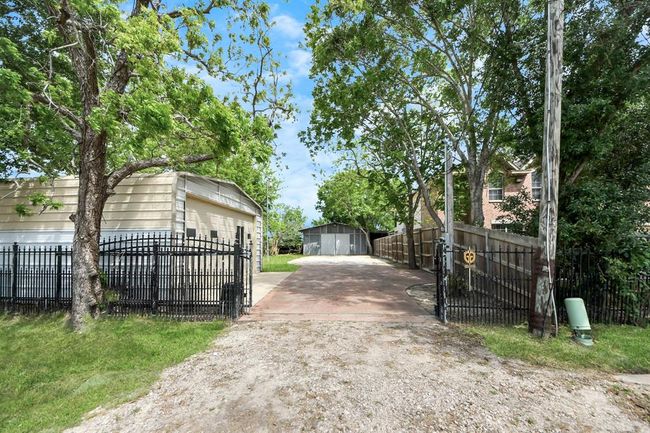 706 Cleo St, Home with 0 bedrooms, 0 bathrooms and null parking in Fresno TX | Image 17
