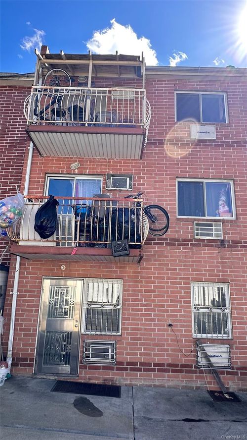 11121 44th Avenue, New York, NY, 11368 | Card Image
