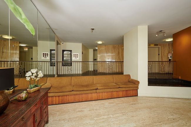 APT-1704 - 7033 N Kedzie Ave, Condo with 2 bedrooms, 2 bathrooms and 2 parking in Chicago IL | Image 31