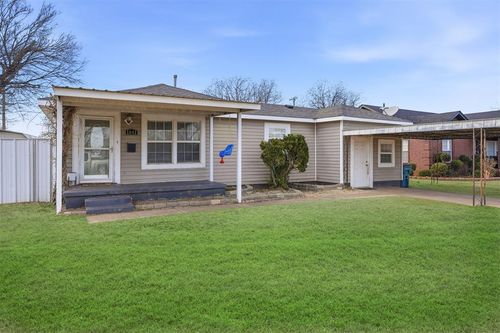 1801 N Louis Tittle Ave, Mangum, OK, 73554-1628 | Card Image