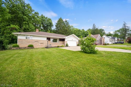 1885 W Sprague Rd, Broadview Heights, OH, 44147-1120 | Card Image